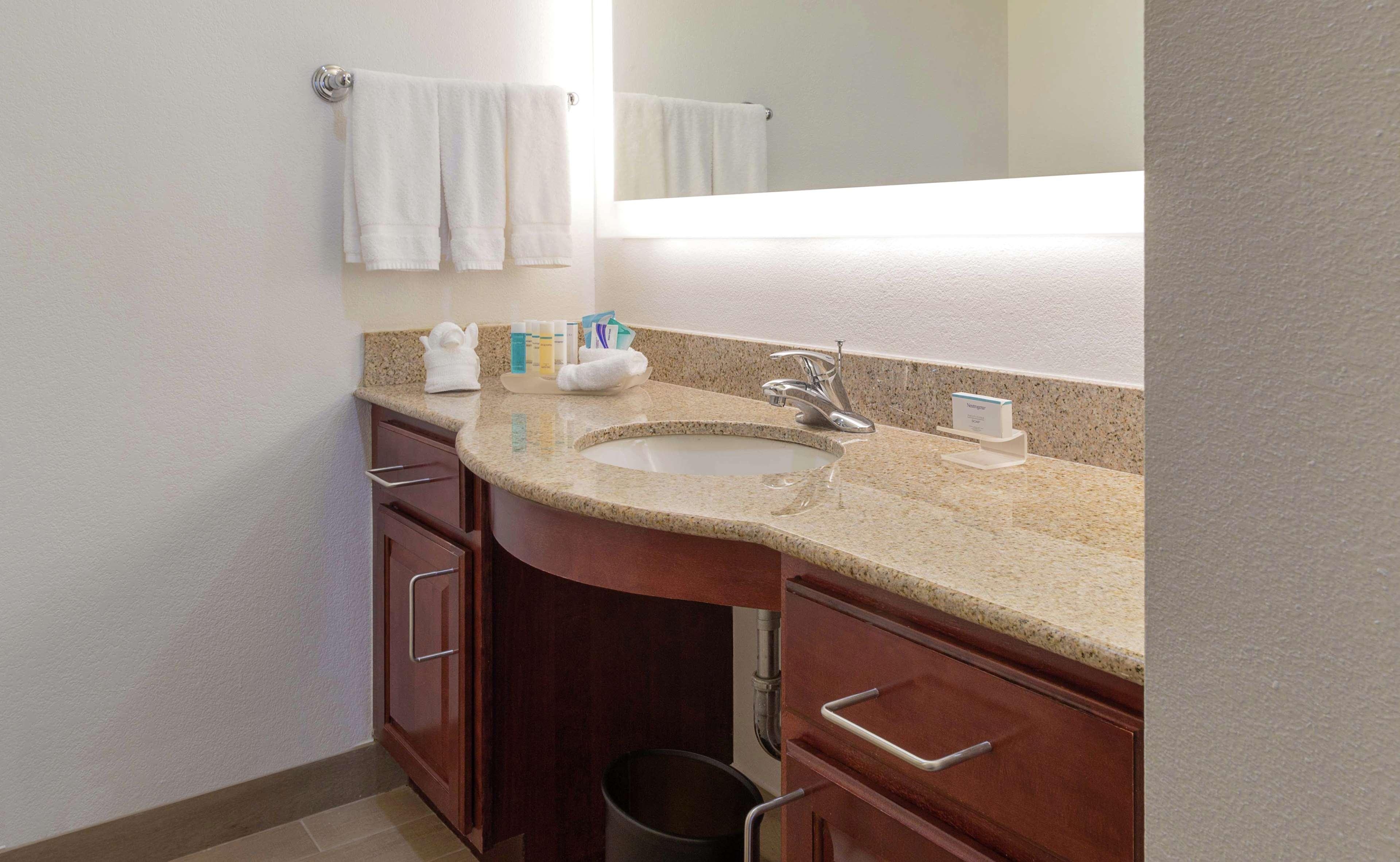 Homewood Suites By Hilton Miami - Airport West Miami Springs Esterno foto