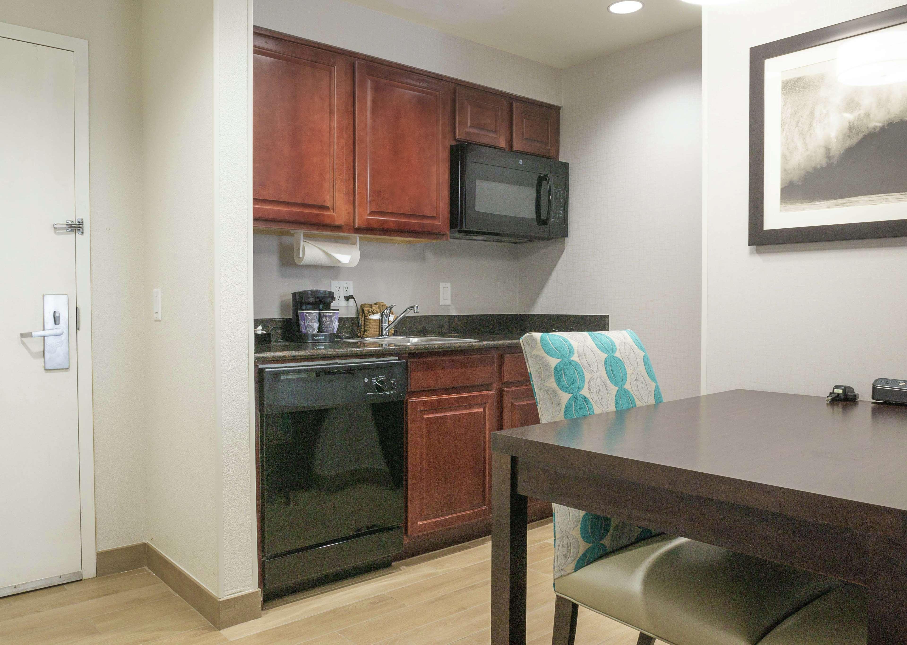 Homewood Suites By Hilton Miami - Airport West Miami Springs Esterno foto