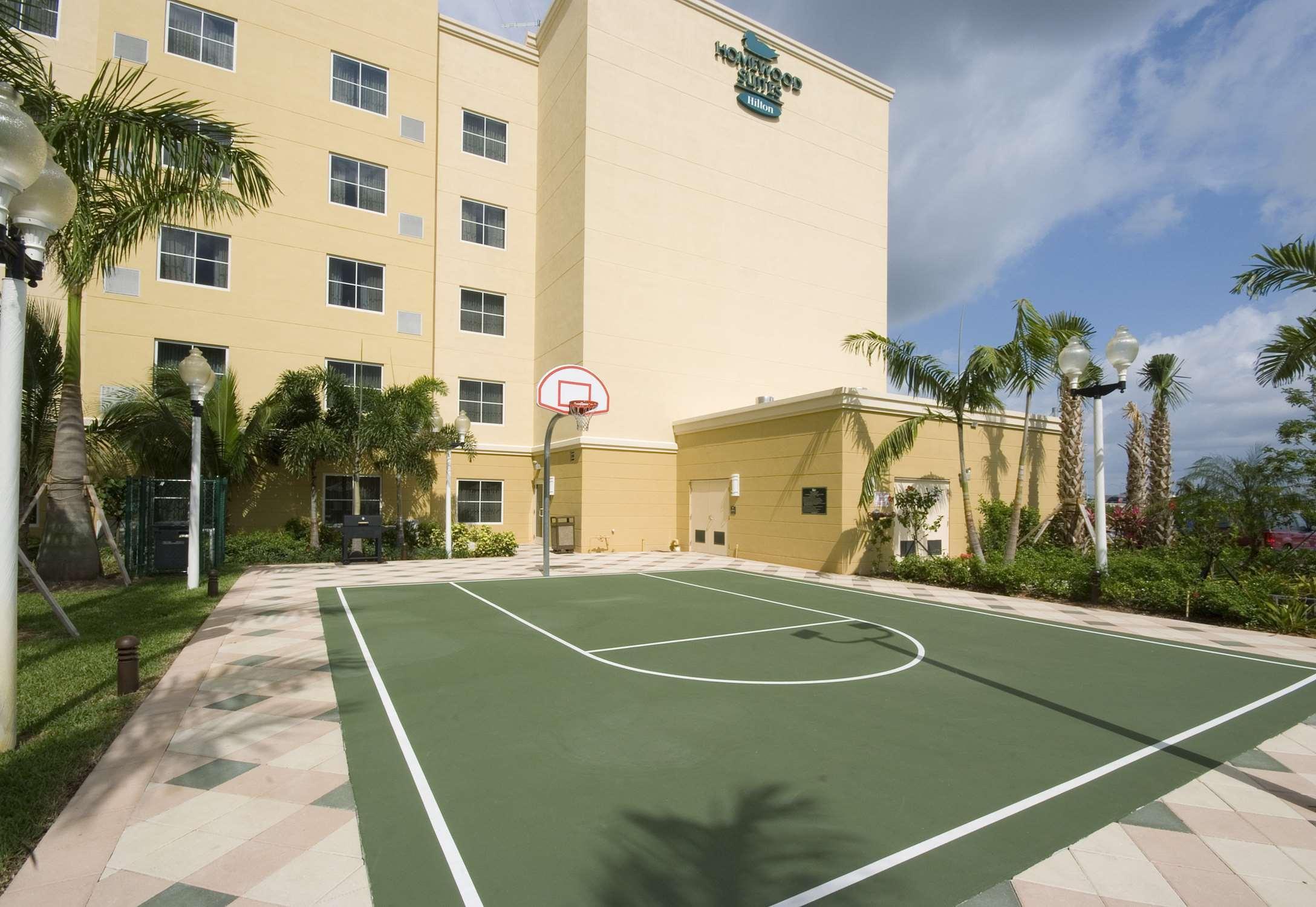 Homewood Suites By Hilton Miami - Airport West Miami Springs Esterno foto