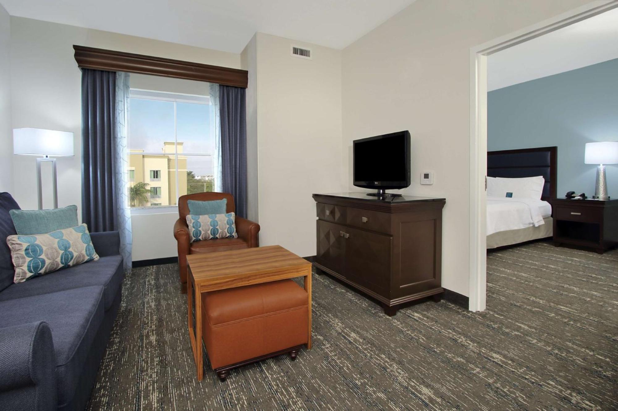 Homewood Suites By Hilton Miami - Airport West Miami Springs Esterno foto