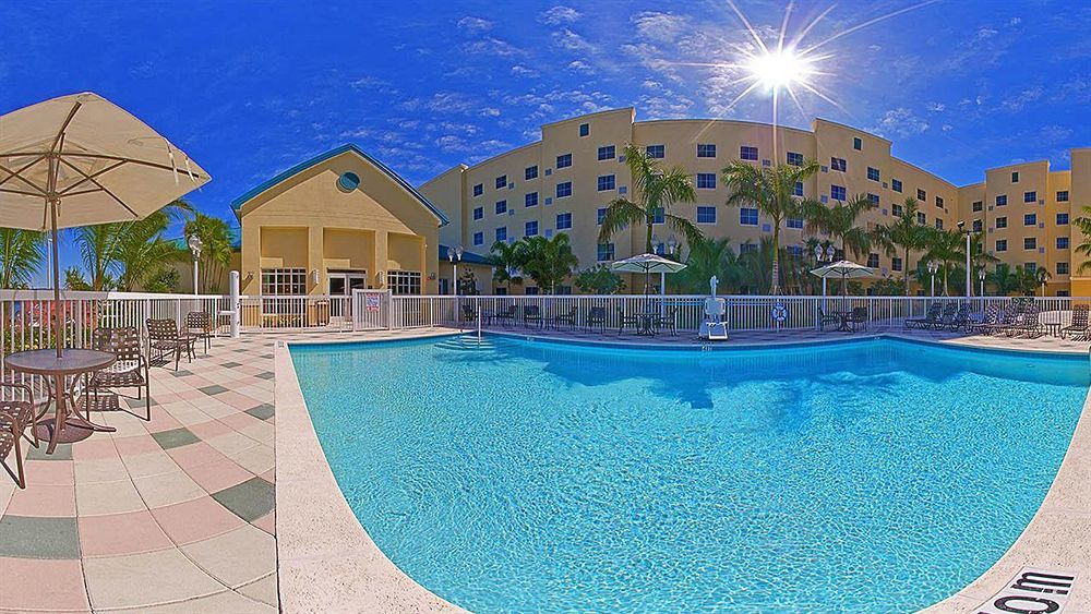 Homewood Suites By Hilton Miami - Airport West Miami Springs Esterno foto