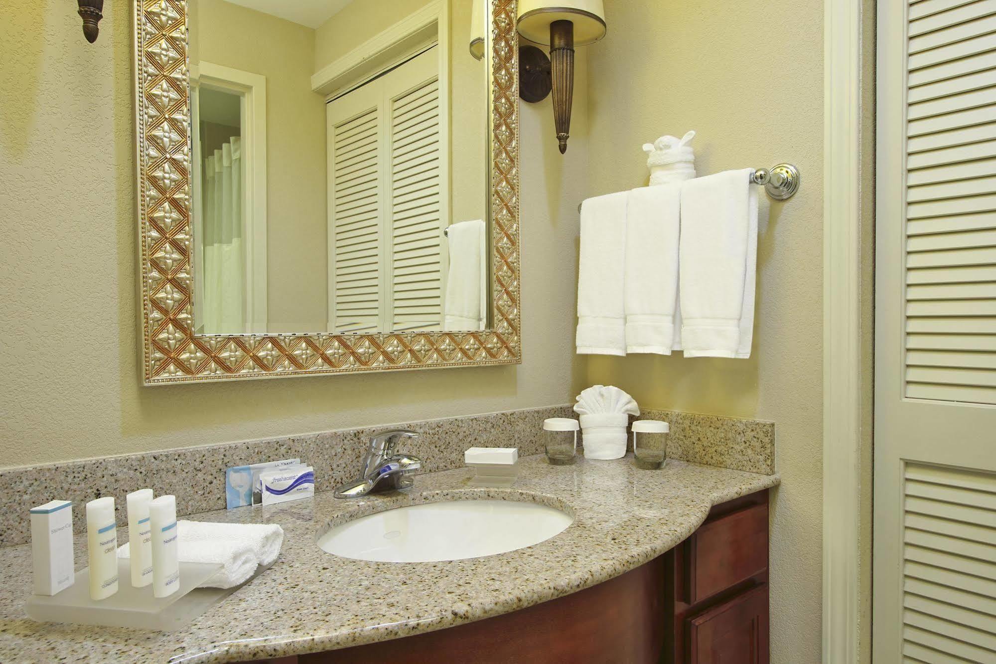 Homewood Suites By Hilton Miami - Airport West Miami Springs Esterno foto